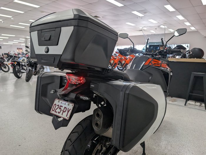 2017 Ktm 1290 SUPER ADVENTURE Black