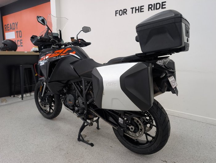2017 Ktm 1290 SUPER ADVENTURE Black