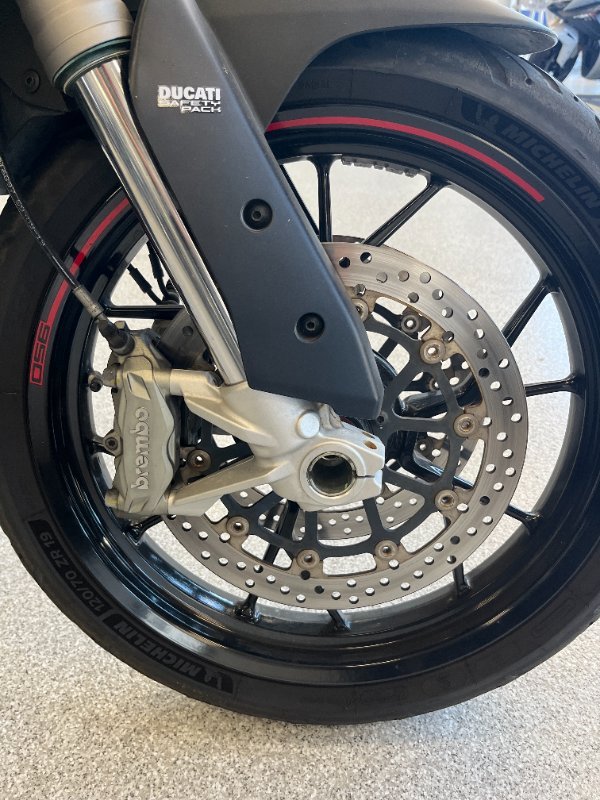 2020 DUCATI MULTISTRADA 950 S RED RED