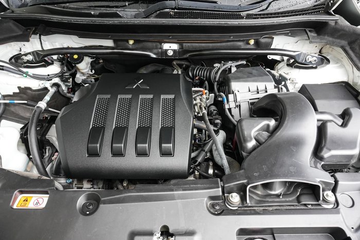 2019 Mitsubishi Eclipse Cross LS