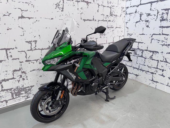 2025 Kawasaki Versys 1100 S Versys Green