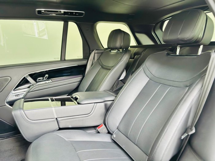 2023 Land Rover Range Rover P530 Autobiography L460 MY23 AWD Santorini Black