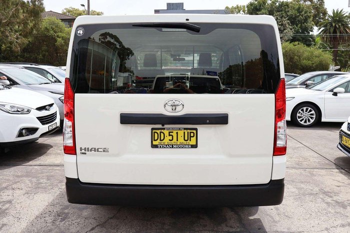 2022 Toyota Hiace
