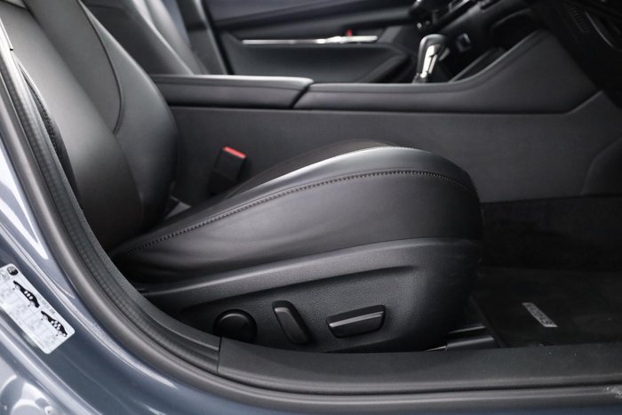 2025 Mazda 3 G25 GT