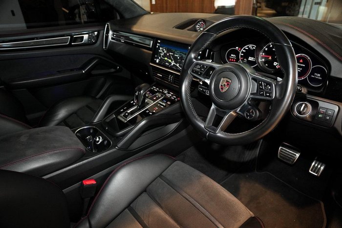 2022 Porsche Cayenne GTS