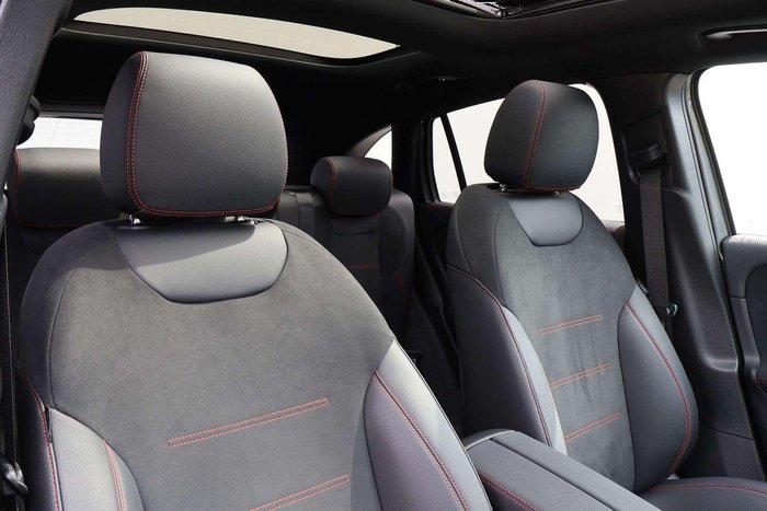 2025 Mercedes-Benz GLA-Class GLA250