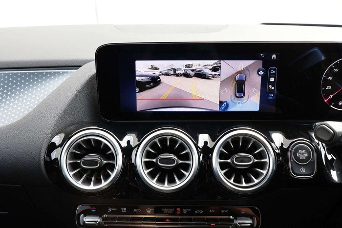 2025 Mercedes-Benz GLA-Class GLA250