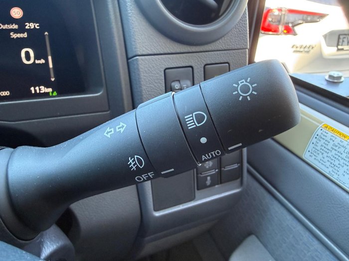 2025 Toyota Landcruiser GXL