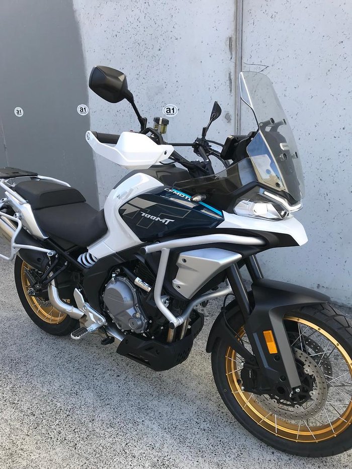 2025 CFMOTO 700MT