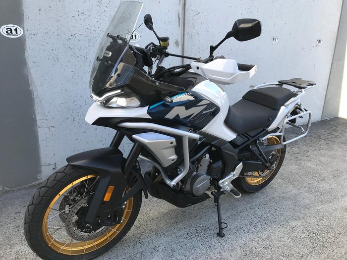 2025 CFMOTO 700MT