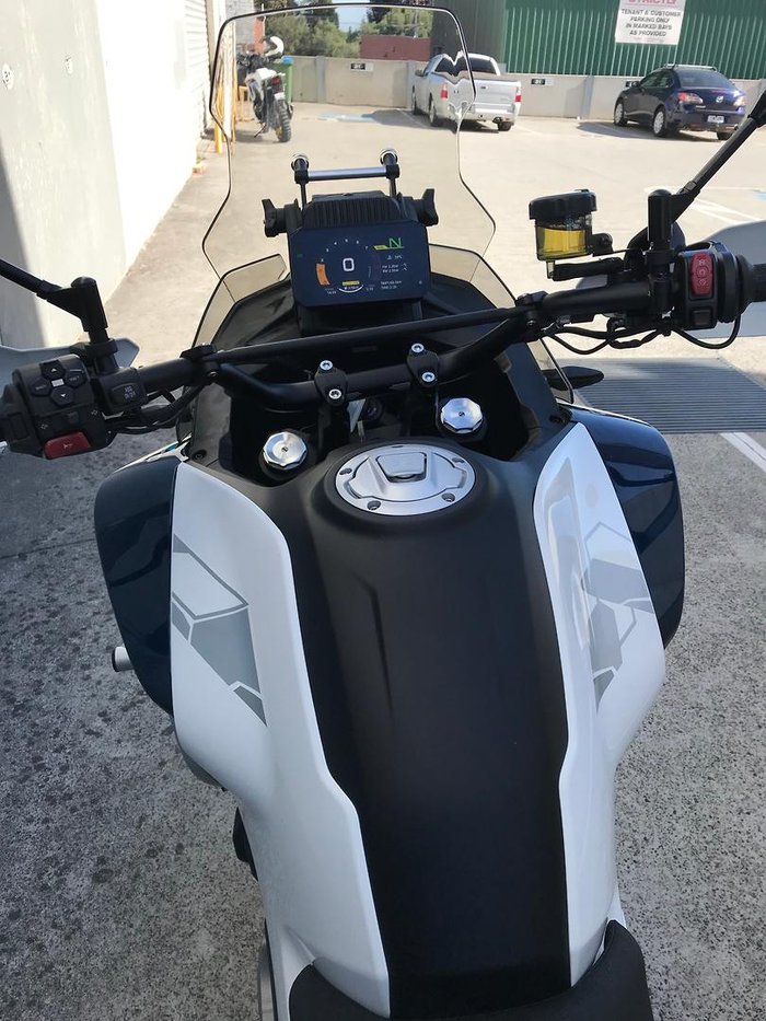 2025 CFMOTO 700MT