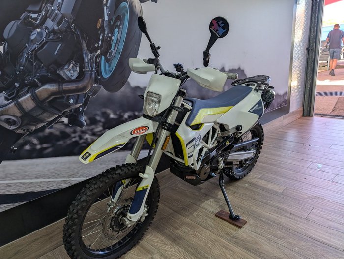 2019 HUSQVARNA 701 ENDURO WHITE