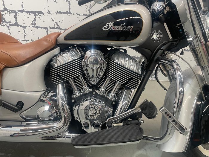 2016 Indian Chief Vintage 1811 Chief Black