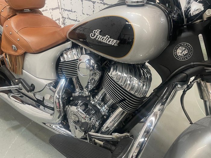 2016 Indian Chief Vintage 1811 Chief Black