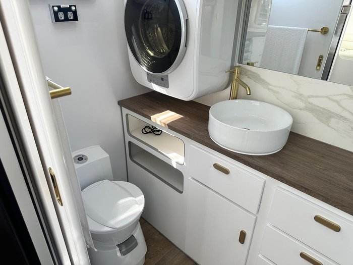 2026 JB Caravans 20'6 Scorpion Sting Rear Door