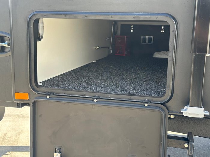 2026 JB Caravans 20'6 Scorpion Sting Rear Door