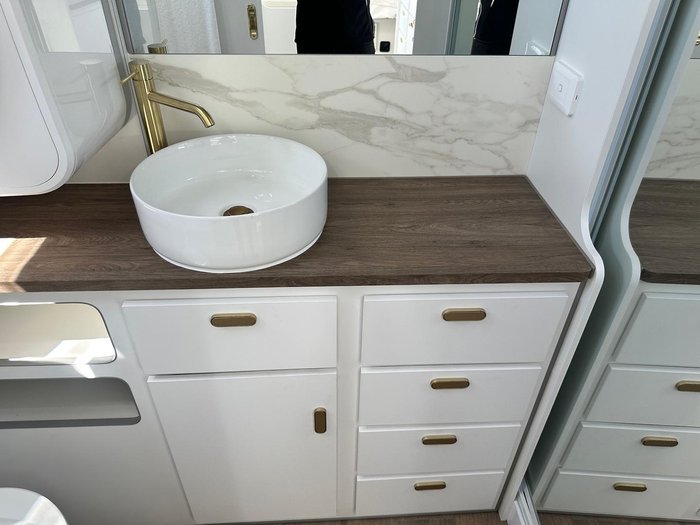 2026 JB Caravans Scorpion Sting 20'6 Rear Door