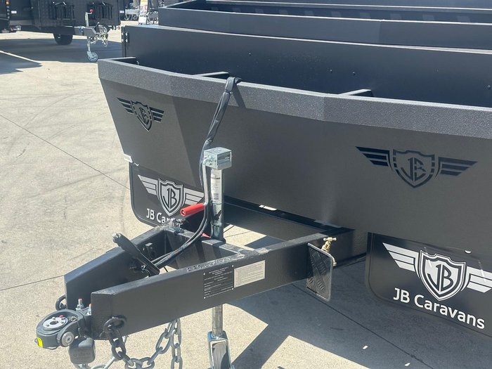 2026 JB Caravans Gator X 17'10 Front Door