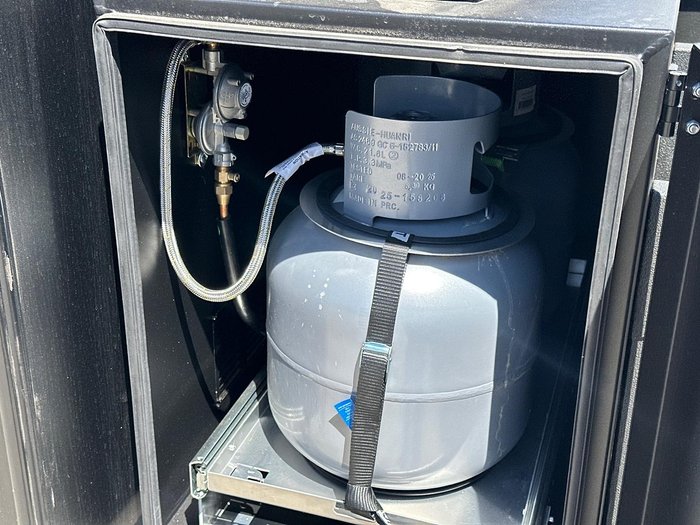 2026 JB Caravans Gator X 17'10 Front Door