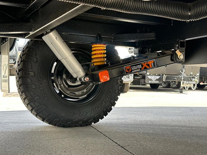 2026 JB Caravans 17'10 Dirt Road Xtreme Rear Door