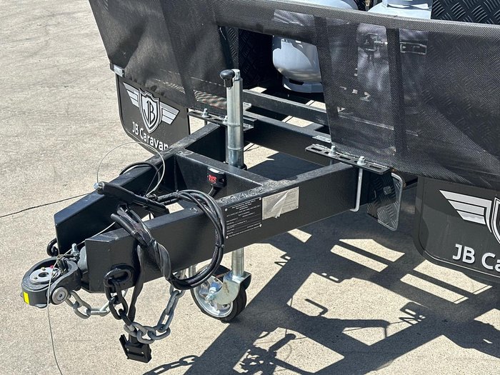 2026 JB Caravans 17'10 Dirt Road Xtreme Rear Door