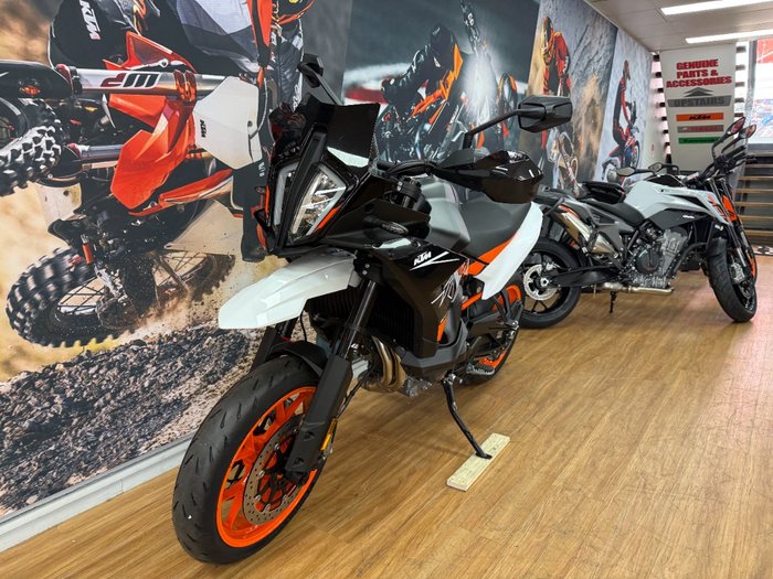 2024 Ktm 890 SM-T ORANGE
