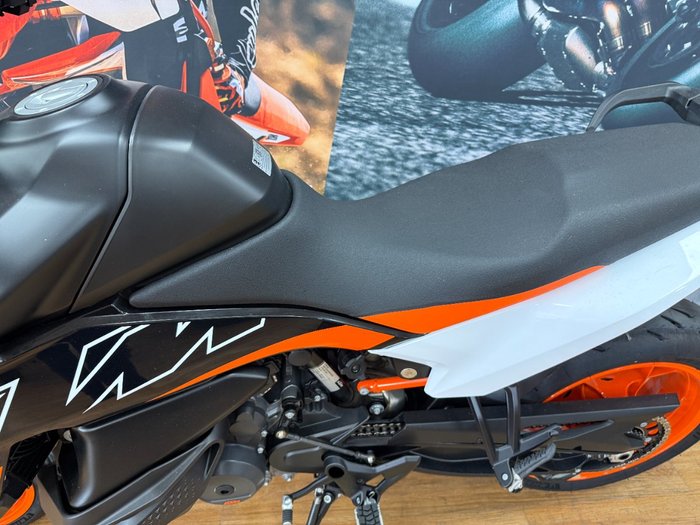 2024 Ktm 890 SM-T ORANGE
