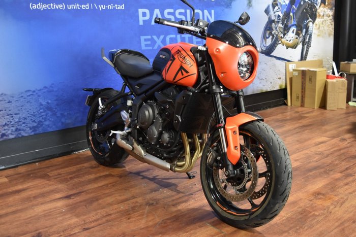 2022 TRIUMPH TRIDENT 660 Orange