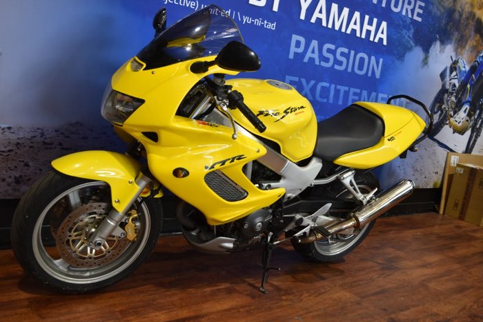 2000 Honda VTR1000SP-1 Yellow