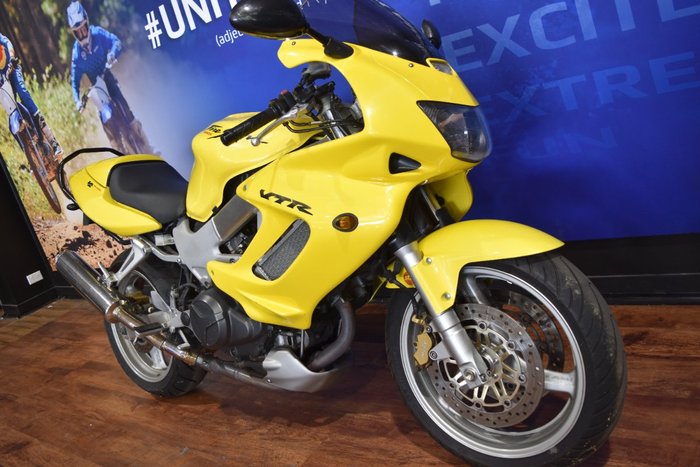 2000 Honda VTR1000SP-1 Yellow