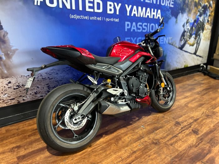 2025 TRIUMPH STREET TRIPLE RS Red
