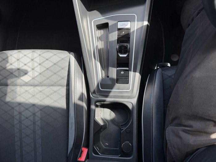 2021 Volkswagen Golf 110TSI R-Line