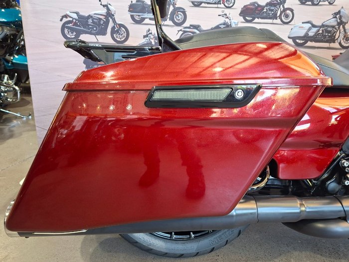 2018 HARLEY-DAVIDSON FLHRXS ROAD KING SPECIAL