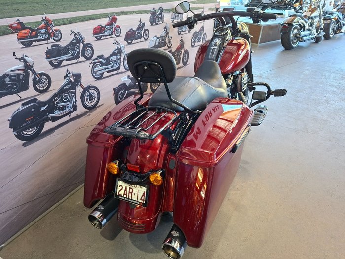 2018 HARLEY-DAVIDSON FLHRXS ROAD KING SPECIAL