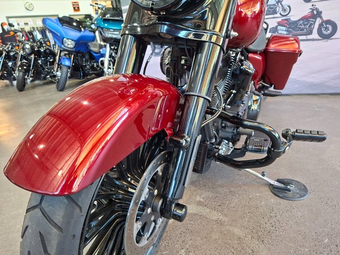 2018 HARLEY-DAVIDSON FLHRXS ROAD KING SPECIAL