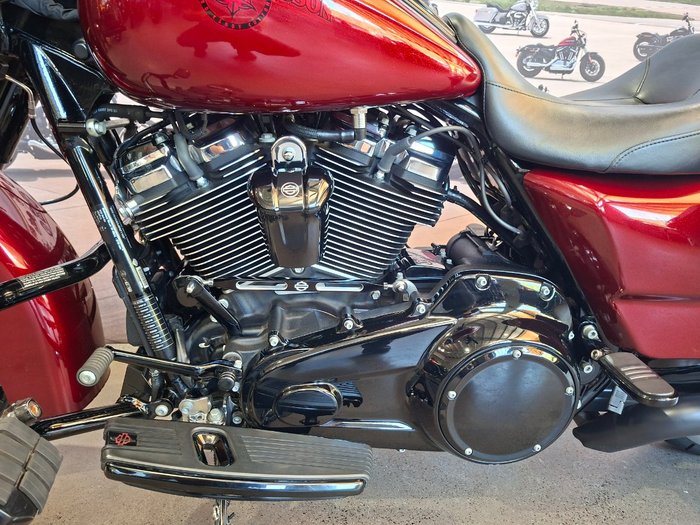 2018 HARLEY-DAVIDSON FLHRXS ROAD KING SPECIAL