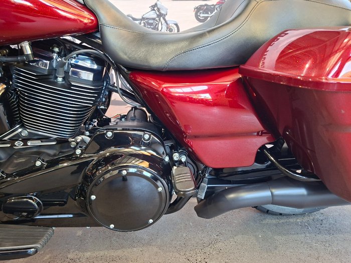 2018 HARLEY-DAVIDSON FLHRXS ROAD KING SPECIAL