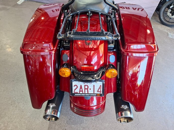 2018 HARLEY-DAVIDSON FLHRXS ROAD KING SPECIAL