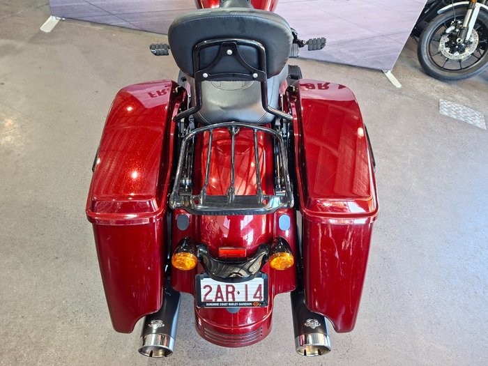 2018 HARLEY-DAVIDSON FLHRXS ROAD KING SPECIAL