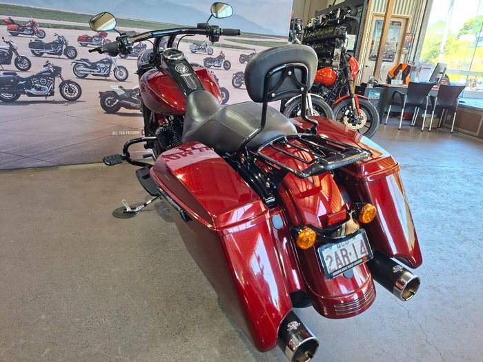 2018 HARLEY-DAVIDSON FLHRXS ROAD KING SPECIAL