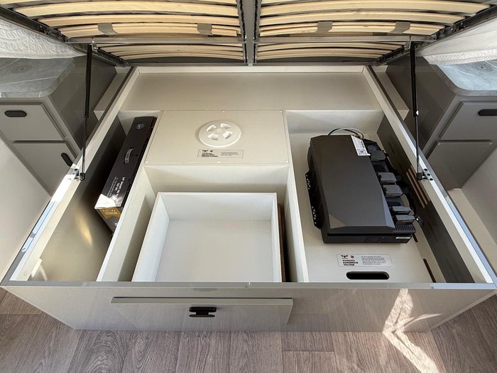 2026 JB Caravans 17'10 Dirt Road Xtreme Fd Save $11,975 Was $119,775
