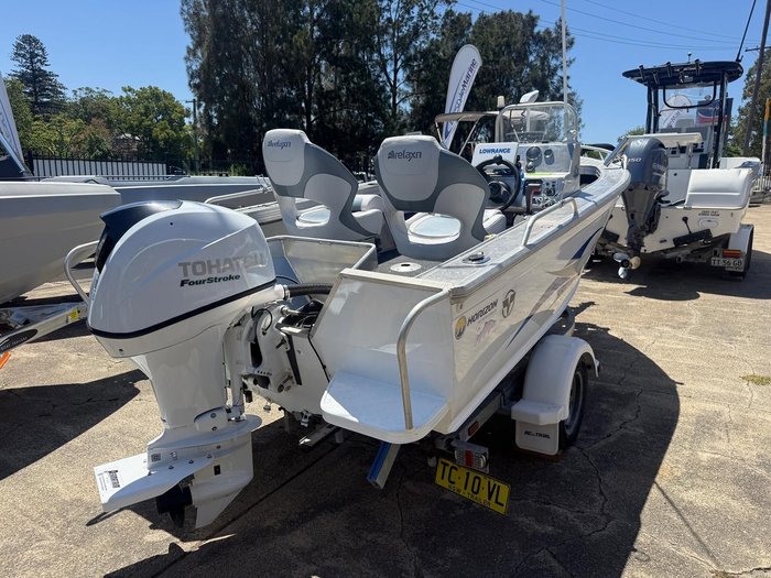 2017 Horizon 438 Stryker XPF Side Console DLX