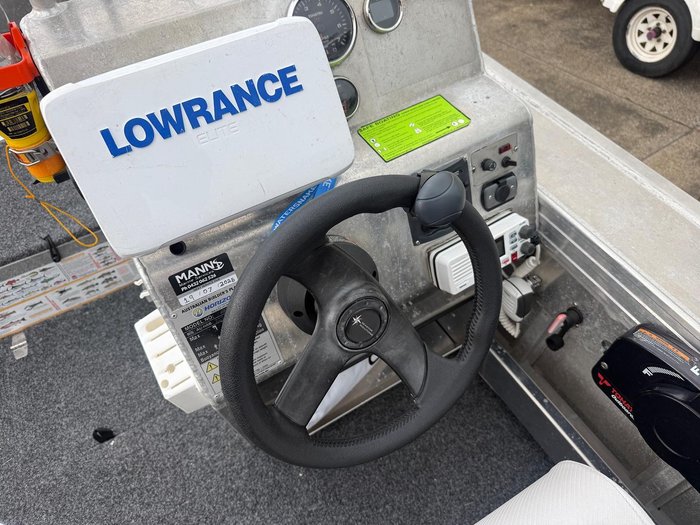 2017 Horizon 438 Stryker XPF Side Console DLX