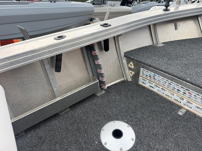 2017 Horizon 438 Stryker XPF Side Console DLX