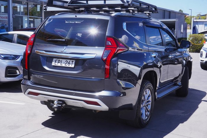 2021 Mitsubishi Pajero Sport GLX