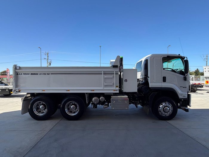 2025 Isuzu F Series FVY 260-300 AT R46