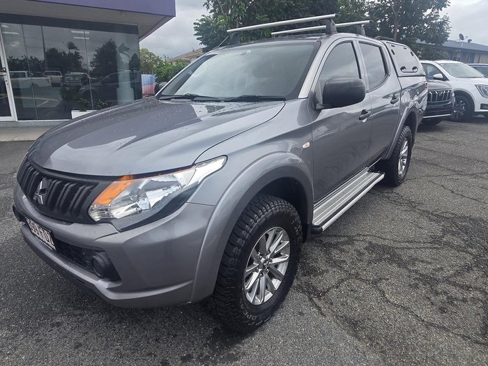 2016 Mitsubishi Triton GLS