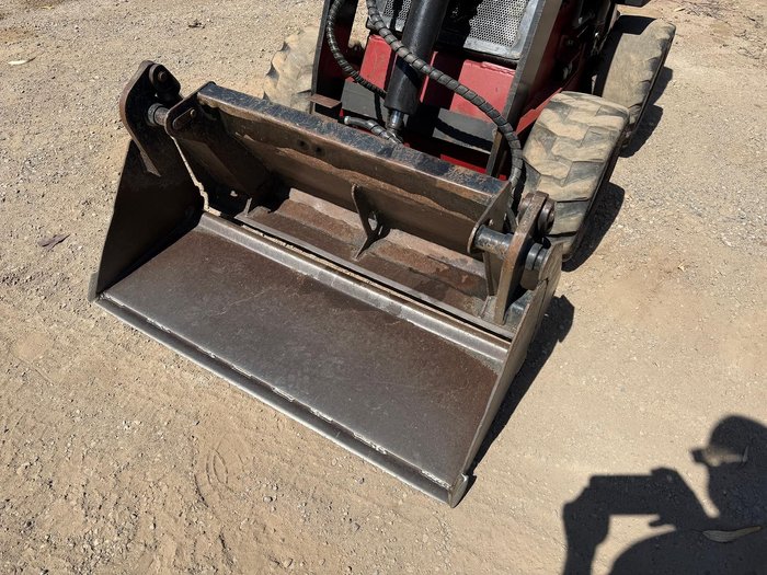 2020 Dingo W320-Dii Red