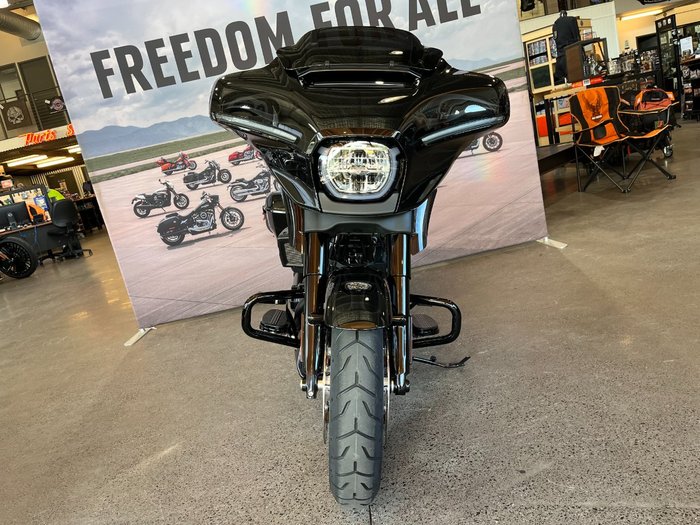 2025 HARLEY-DAVIDSON FLHX STREET GLIDE (117)