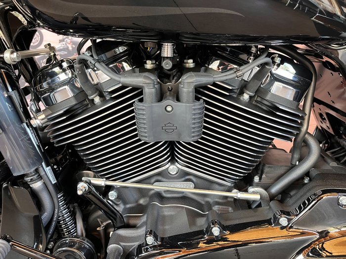 2025 HARLEY-DAVIDSON FLHX STREET GLIDE (117)